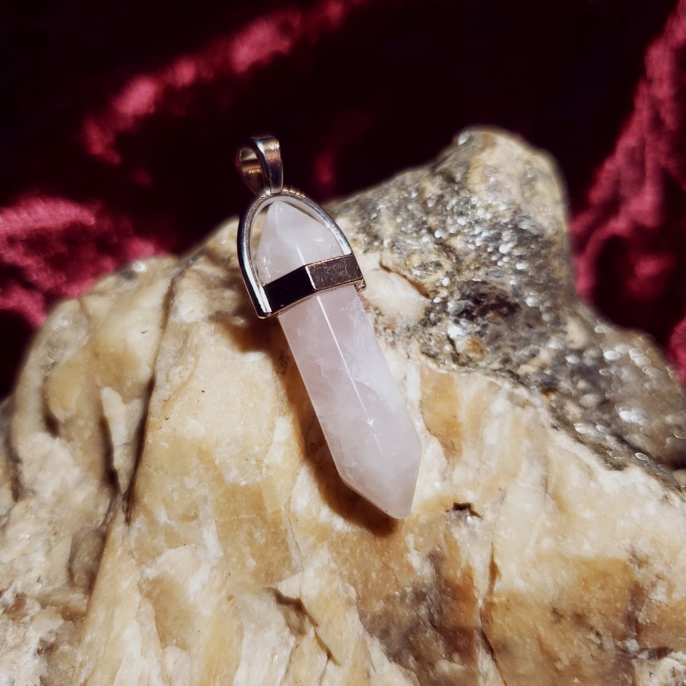 Quartz Crystal Pendant-24" Sliver Plated Necklace - Picture 2 of 4